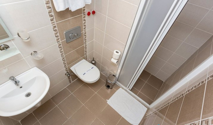 Bathroom 4, Remer, Fethiye