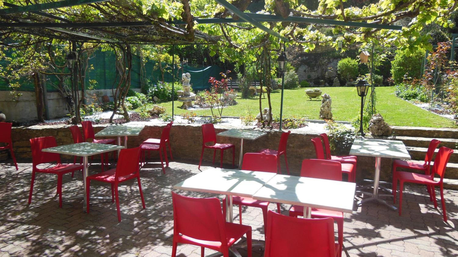 General view 3, Hôtel Restaurant Henry, Lot