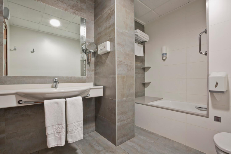 Bathroom 4, Hotel Fuente El Cura, Alicante