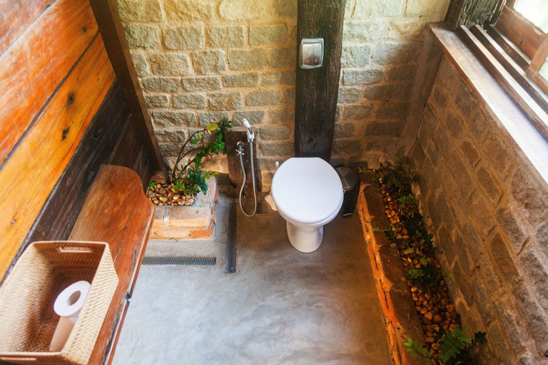 Bathroom 4, Ypê Greenhouse, Niterói