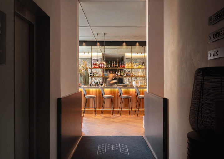 Lobby 3, Miano Hotel Bar, München