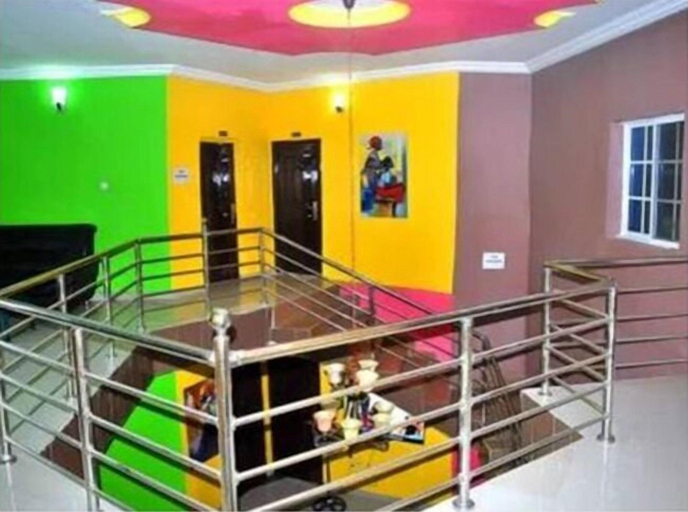 Lobby 2, Intelligent Hotel And Suites, Obio/Akp