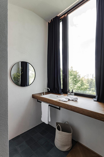 Bathroom 3, Lukas Kapeller Hotel Und Restaurant, Steyr