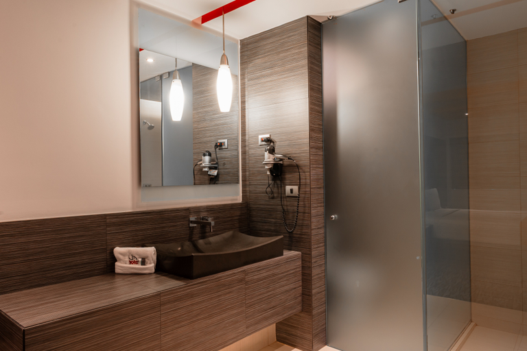 Bathroom 4, Motel Via, Tijuana