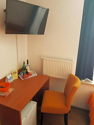 Room 4, Hotel Amber Altstadt, Vorpommern-Rügen