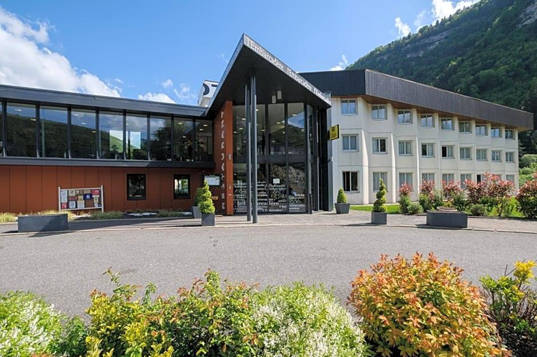 General view 3, Hv Tel Restaurant De L Embarcadv Re, Ain
