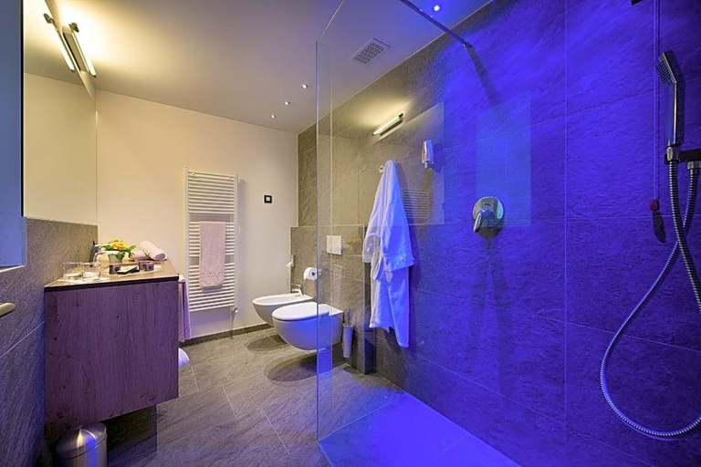 Bathroom 5, Hotel Roberta Alpine, Sondrio