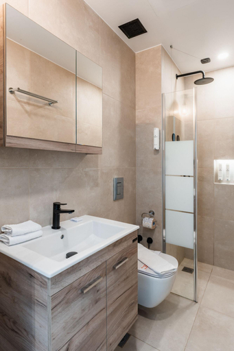Bathroom 5, Royalty Suites Psyrri, Attica