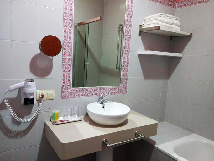 Bathroom 3, Posada Real Quinta De La Concepción, Salamanca