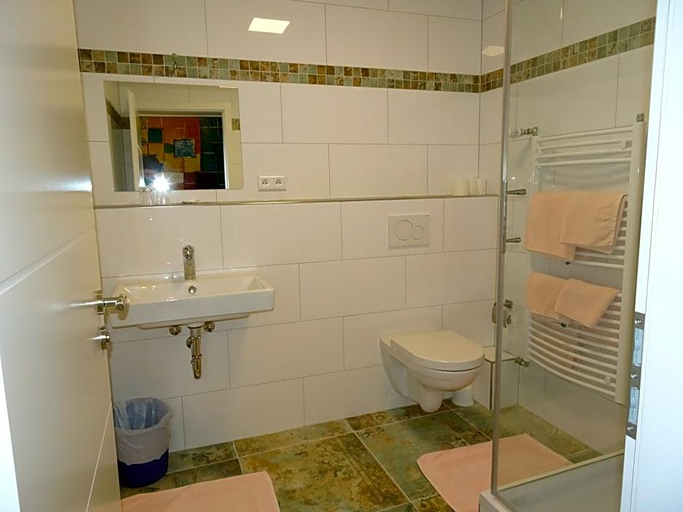 Bathroom 4, Hotel Weinstube Restaurant Filling, Frankenthal (Pfalz)