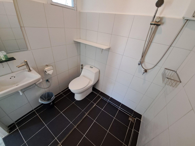 Bathroom 4, Blue Gecko, Ko Lanta
