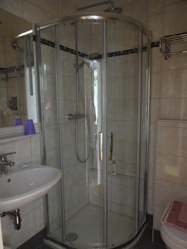 Bathroom 4, Hotel Rosner, Wien Umgebung
