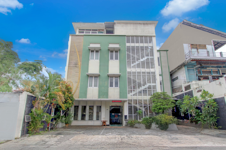 General view 4, Collection O Jalan Malioboro Near Lempuyangan Stat, Yogyakarta