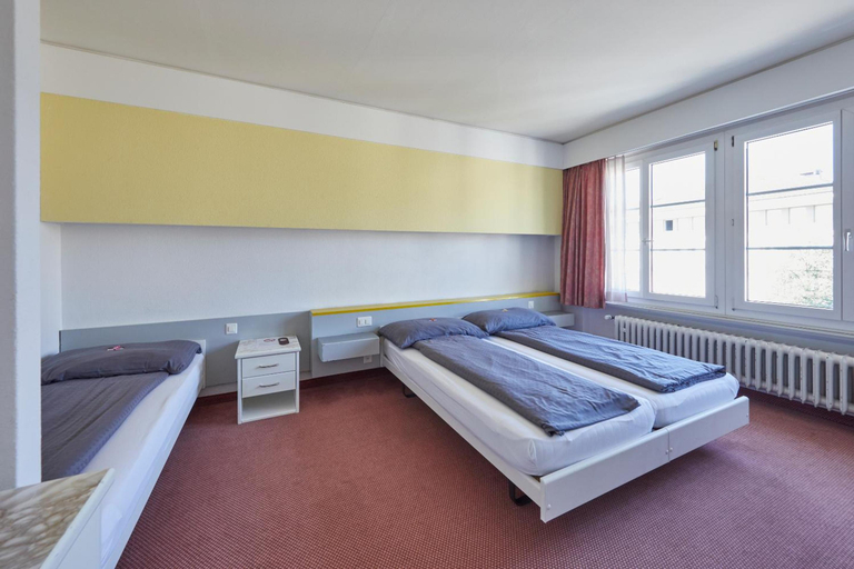 Bedroom 4, Hotel Rotes Haus, Brugg