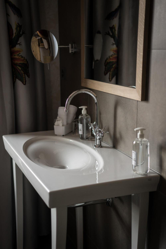 Bathroom 4, Hotel Greuterhof, Frauenfeld