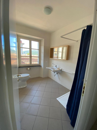 Bathroom 5, Ostello Voltaggio, Alessandria