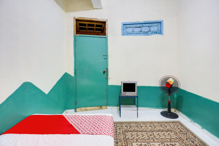 Room 5, Spot On 91512 Siantan Anambas Syariah, Batam