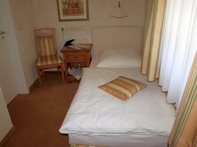 Bedroom 2, Wegermann S Bio Landhaus Im Wodantal, Ennepe-Ruhr-Kreis