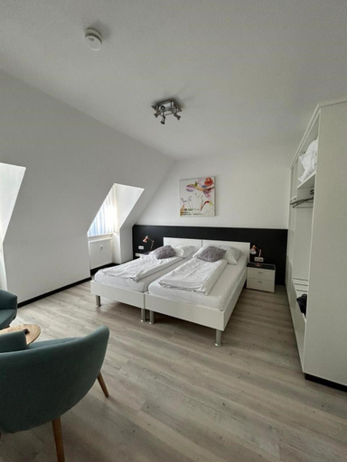 Bedroom 3, Aparthotel Gartenstadt, Bamberg