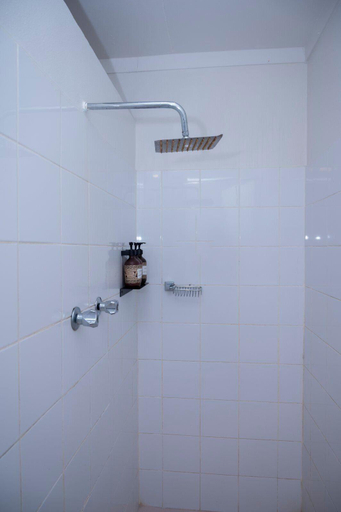 Bathroom 4, Sailors Beach Fiji, Ba