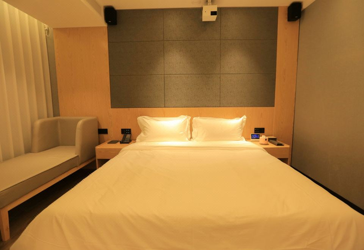 Bedroom 2, Orange Hotel Jinzhou Railway Station, Jinzhou