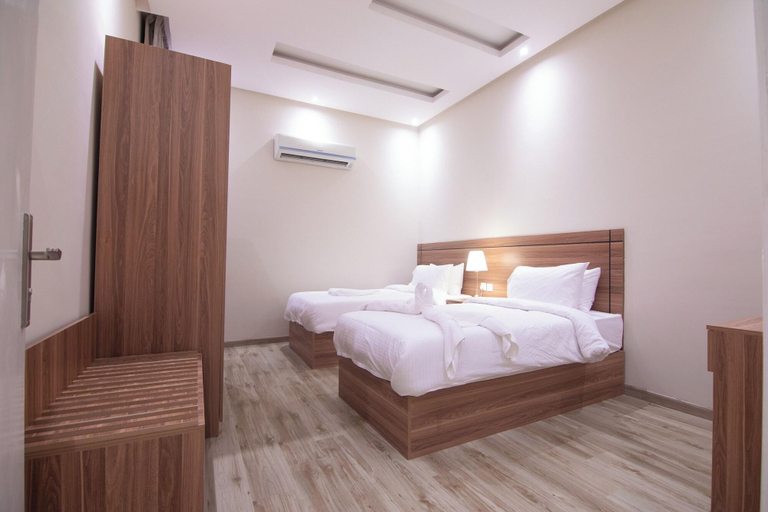 Room 5, Towlan Alfalah, Riyadh