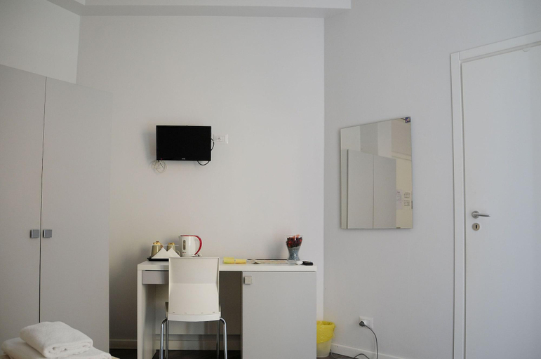 Room 4, Infinity Castle, Rome