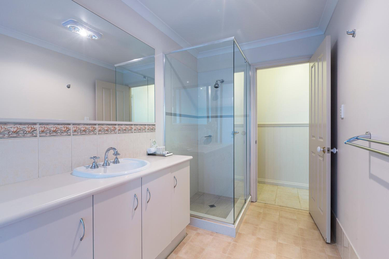 Bathroom 3, Bushy Lake Chalets, Augusta-Margaret River