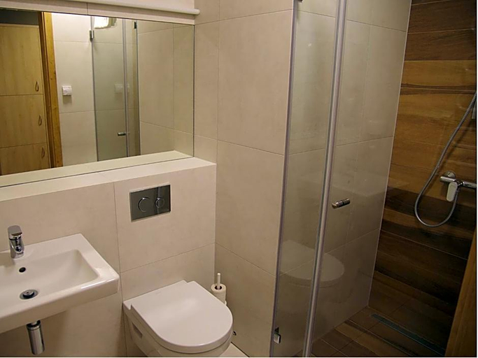 Bathroom 4, Hotel Uniejv W, Poddębice