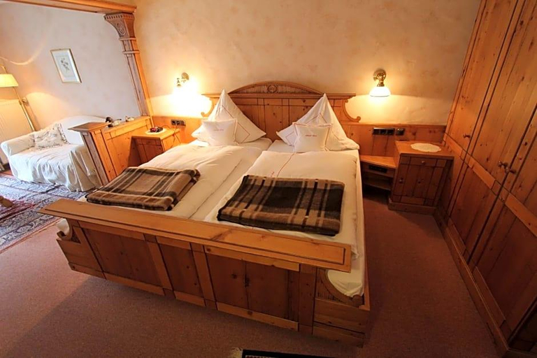 Bedroom 3, Lahntalhotel Feudingen, Siegen-Wittgenstein