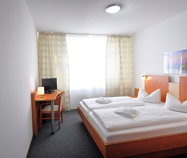 Bedroom 3, Apart Hotel Ferdinand Berlin, Berlin