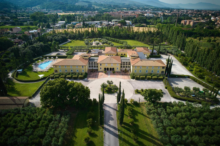 Exterior & Views 2, Delfina Palace Hotel, Perugia