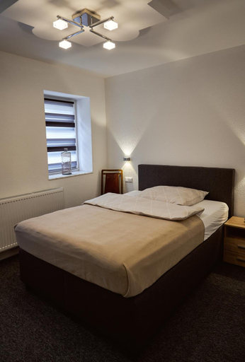 Bedroom 3, Boardinghouse Apart-Hotel, Ostalbkreis