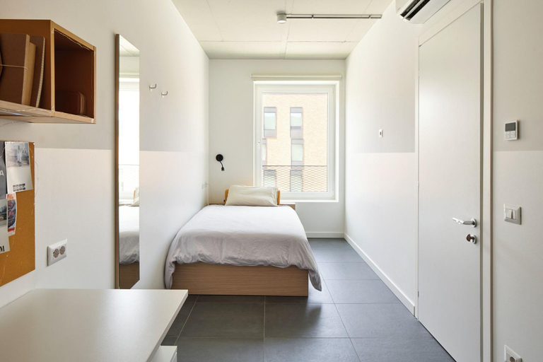 Bedroom 5, aparto Milan Durando, Milano