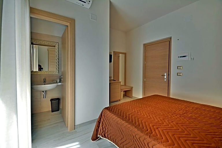Bedroom 4, Hotel Incanto, Foggia
