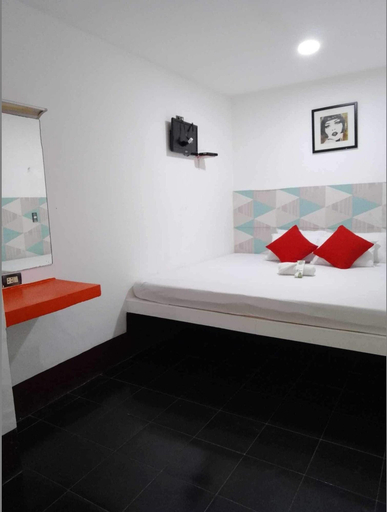 Bedroom 2, Max Travellers Inn, Lapu-Lapu City