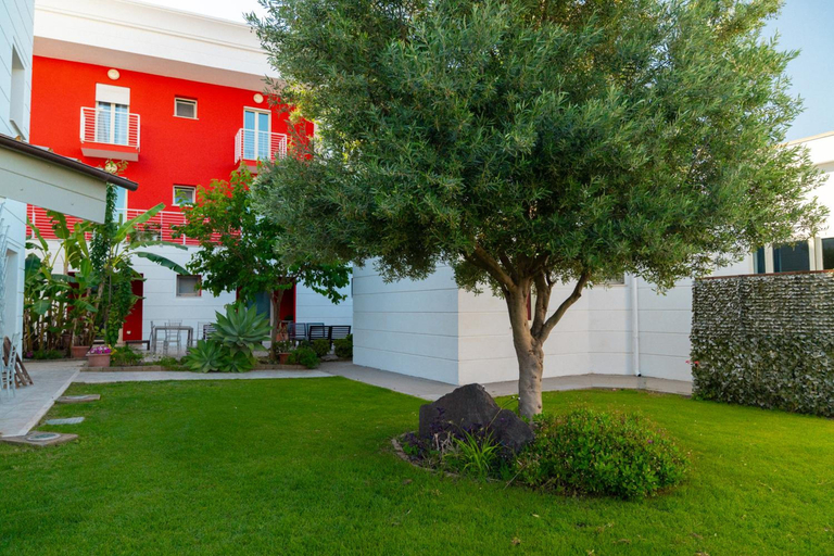 Exterior & Views 2, Glemerald Hostel, Cagliari