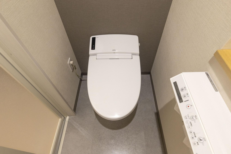 Bathroom 3, Mr.kinjo In Haibisu Nishimachi, Naha