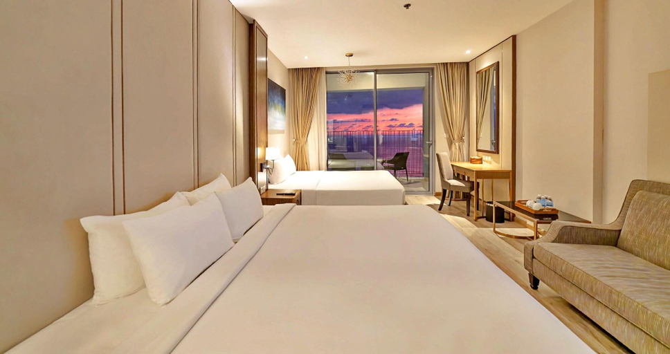 Room 2, Hanz Business Suite Oceanus Condotel, Nha Trang