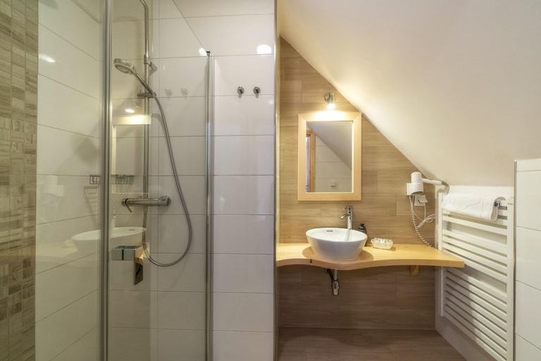 Bathroom 4, Kaplowa Chata, Tatra