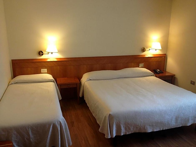 General view 4, Hotel Cristallo, Pesaro E Urbino