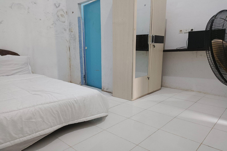 Room 5, Spot On 93375 Elang Homestay, Pekanbaru
