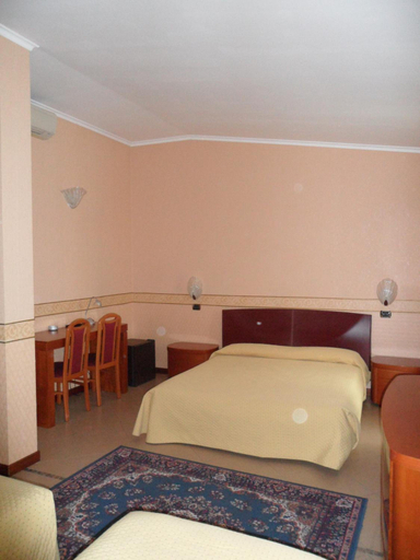Bedroom 2, Hotel Ai Sette Nani, Trieste