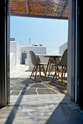Terrace 2, Epi Studios Matsas Windmill, South Aegean