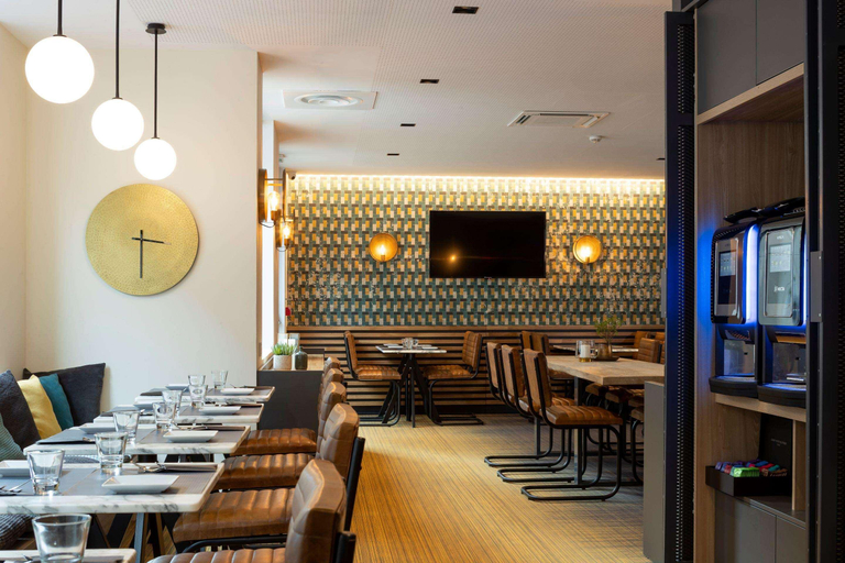 Food & Drinks 5, 37 Lodge La Défense Courbevoie, Hauts-de-Seine