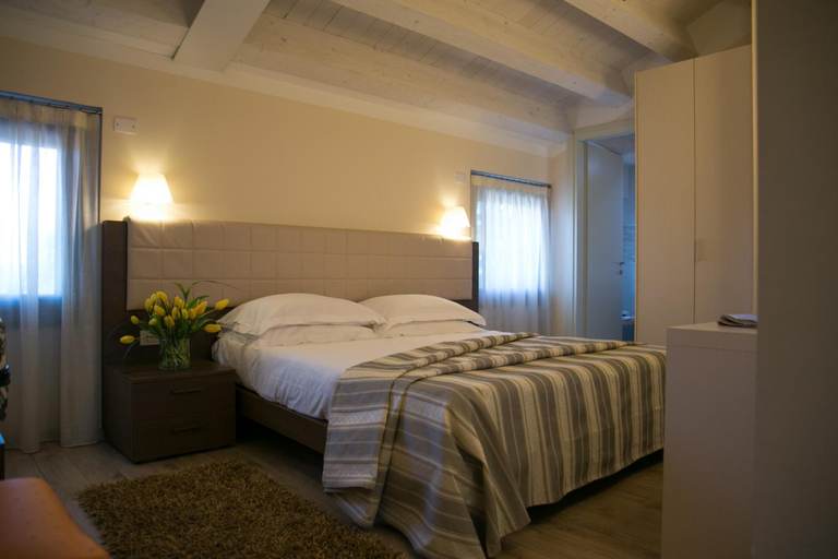 Bedroom 4, Hotel Calinferno, Treviso