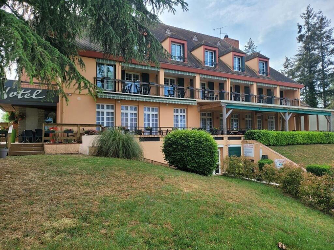 Exterior & Views, Domaine De L'orisse, Allier