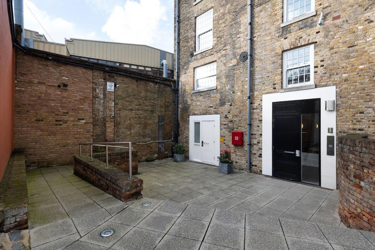 Exterior & Views 2, Apt - Sleeps 4 - Pets Ok - Roof Garden, London