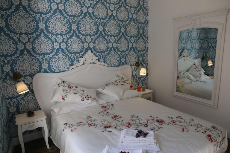 Bedroom 2, Aitna B&B, Catania