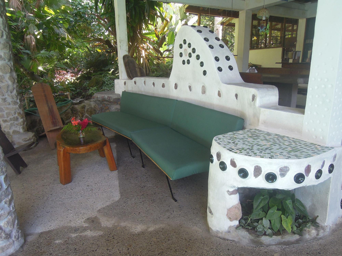 Public Area 3, Omega Tours Adventure Company & Eco Jungle Lodge, La Ceiba
